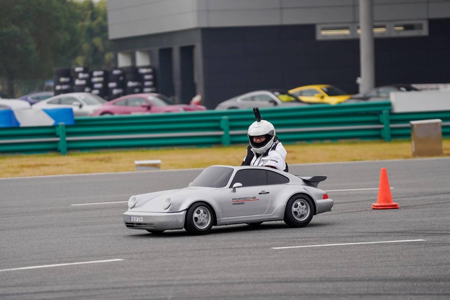 end of S.T.A.Y. 964 Turbo Junior