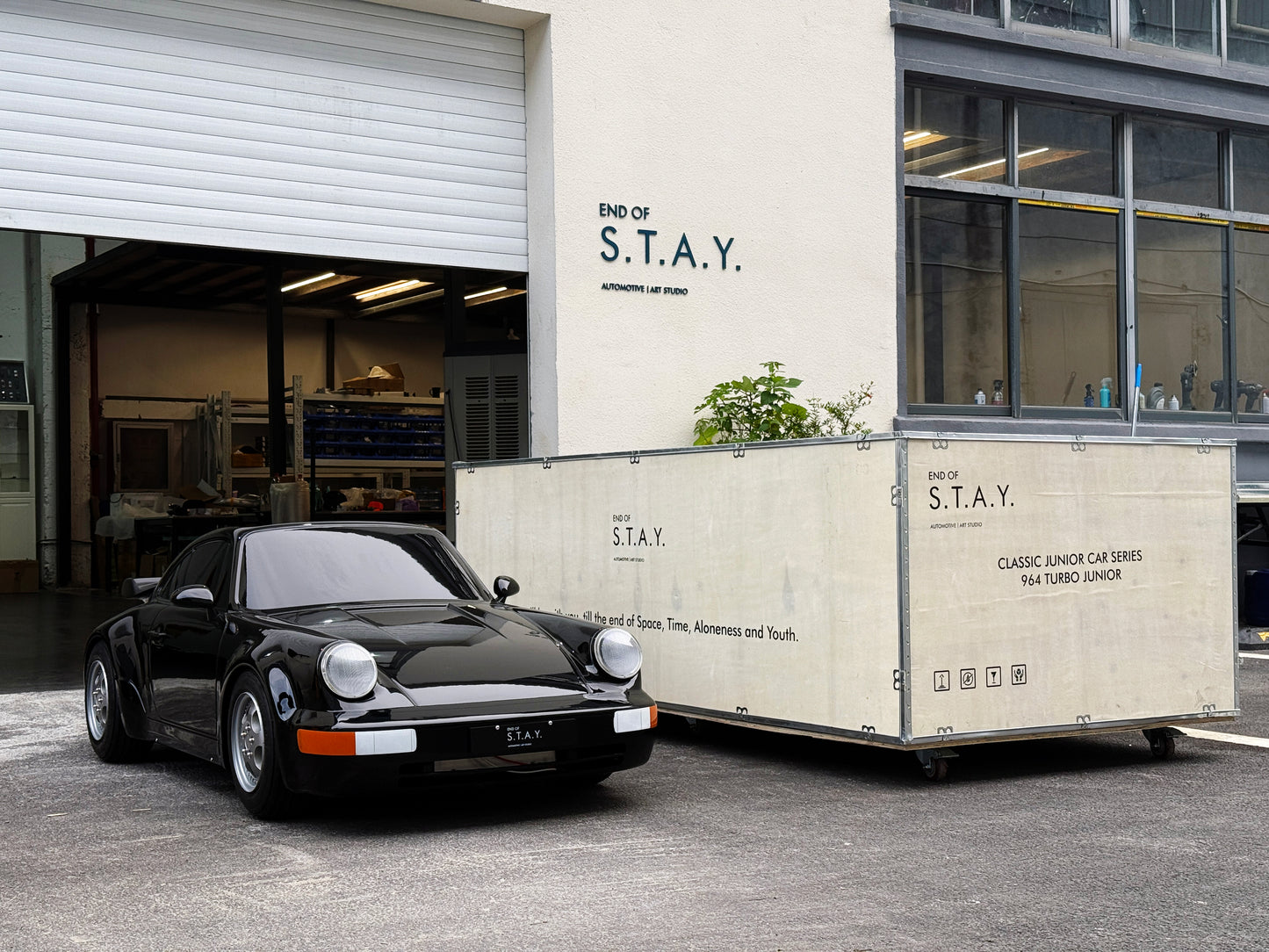 end of S.T.A.Y. 964 Turbo Junior